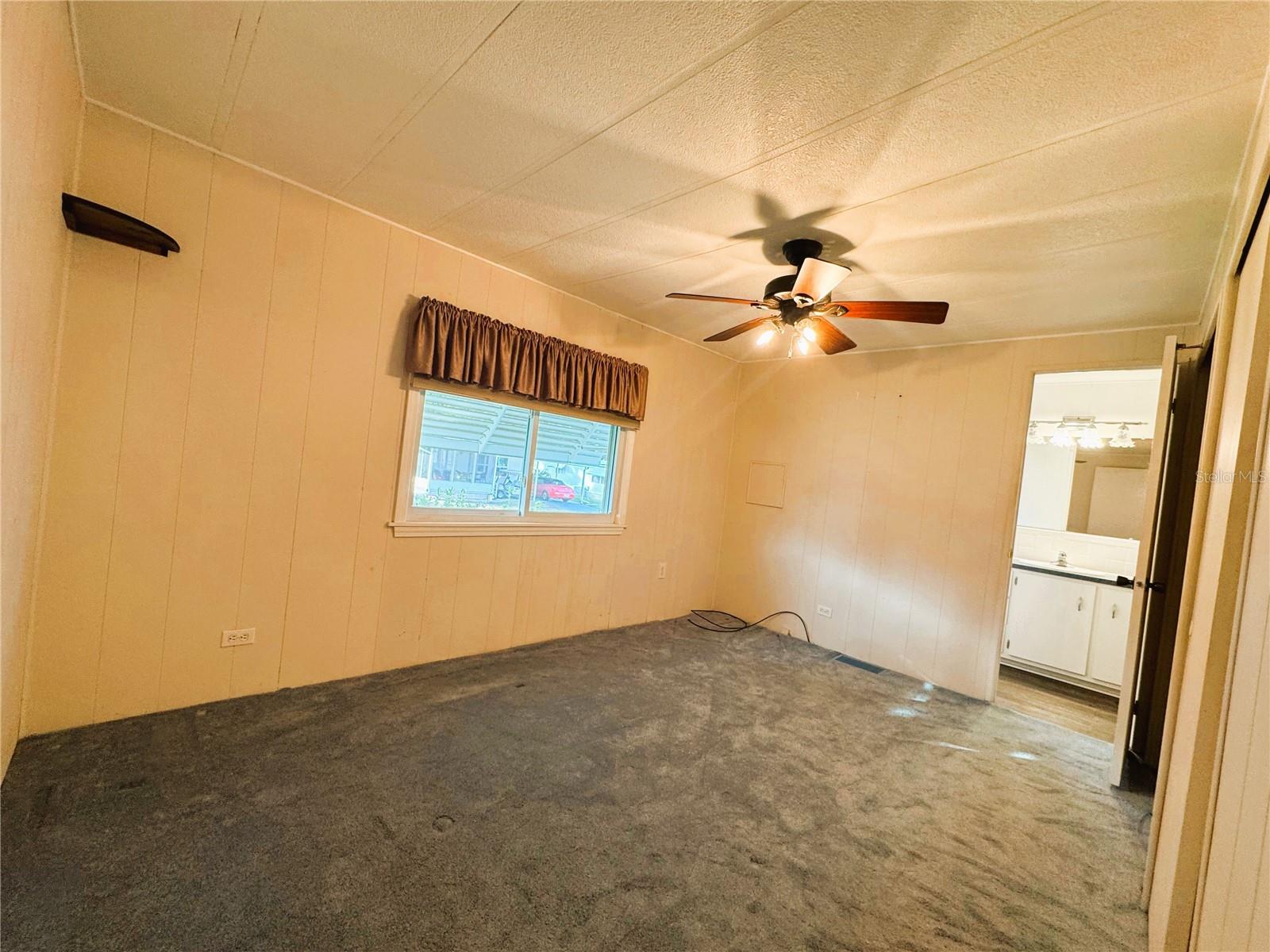 HAWTHORNE AT LEESBURG A COOP - Residential