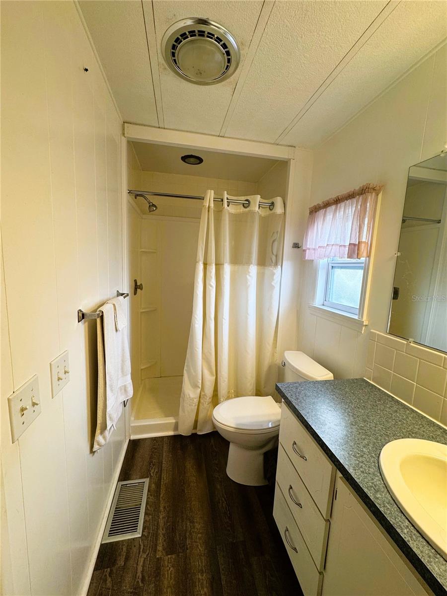 HAWTHORNE AT LEESBURG A COOP - Residential