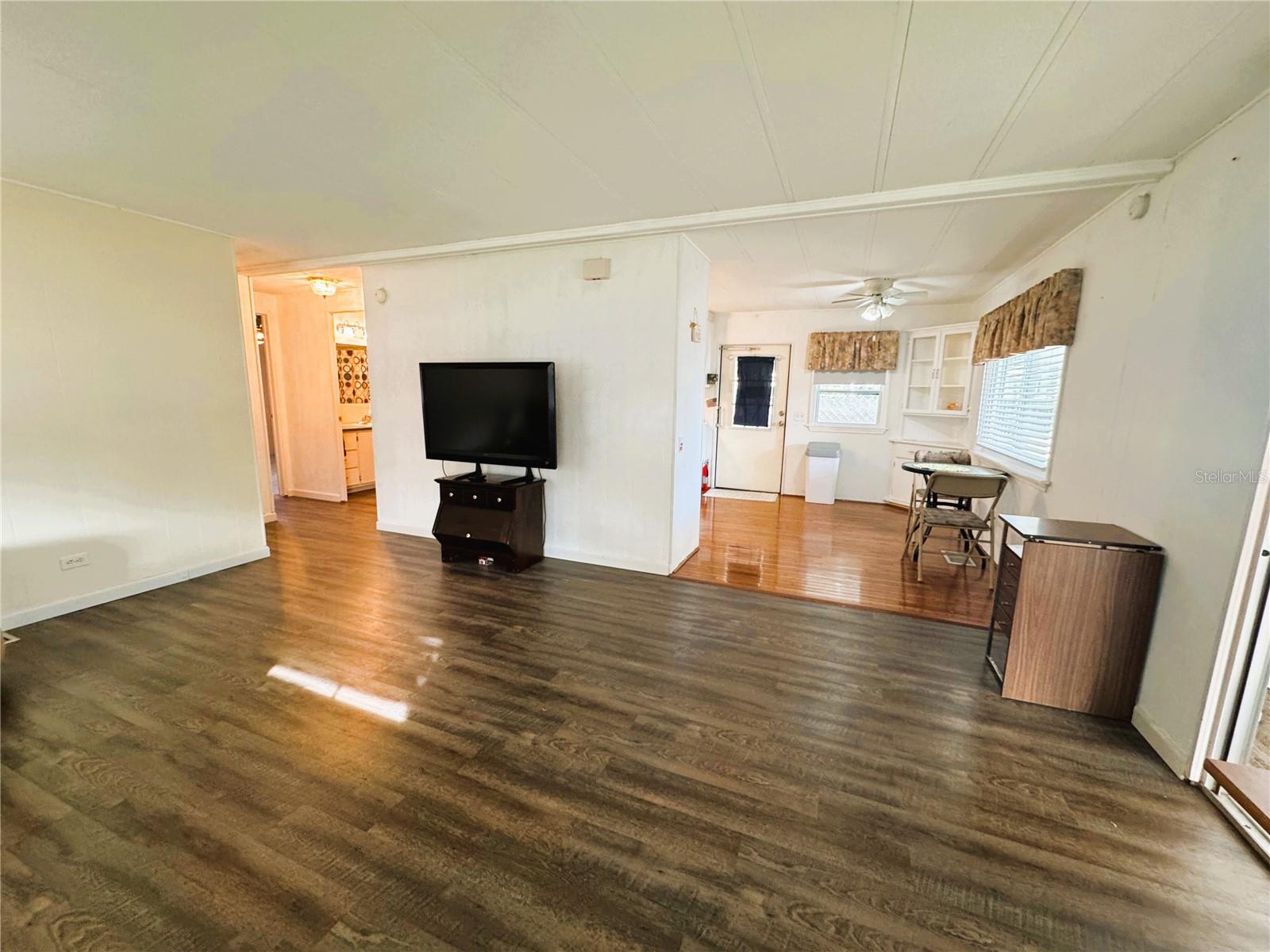 HAWTHORNE AT LEESBURG A COOP - Residential