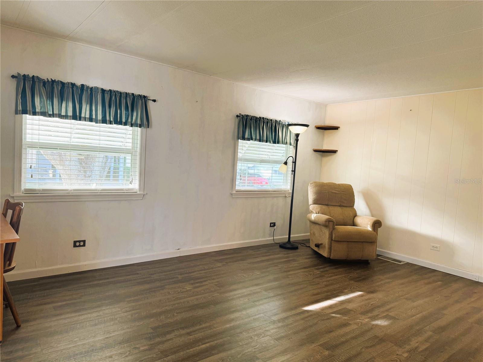 HAWTHORNE AT LEESBURG A COOP - Residential