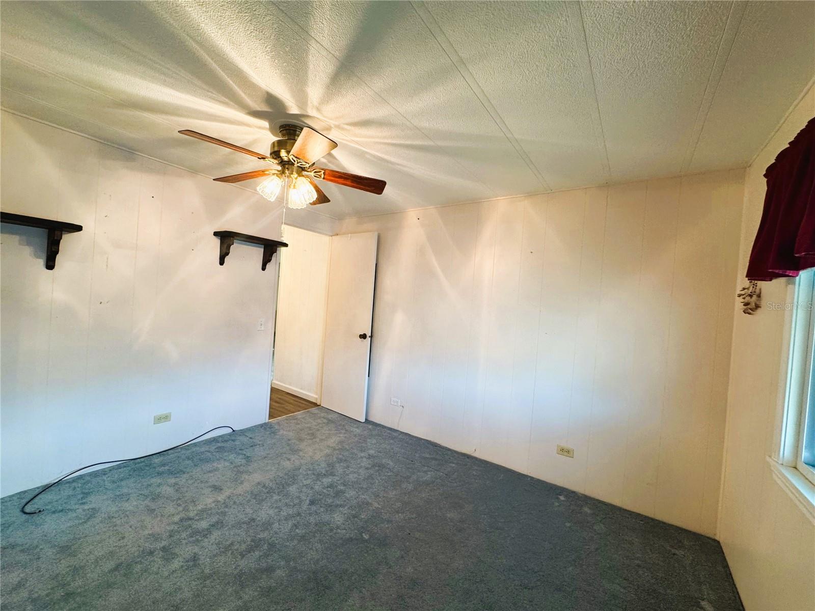 HAWTHORNE AT LEESBURG A COOP - Residential