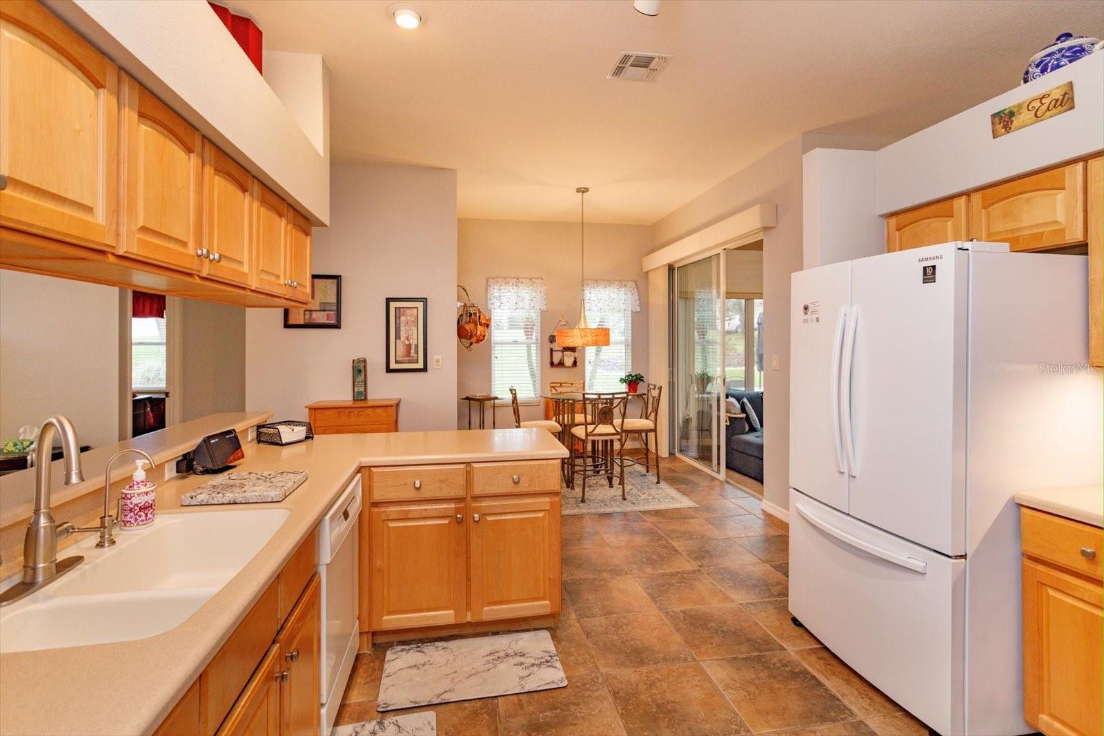 5036 SAWGRASS LAKE CIRCLE