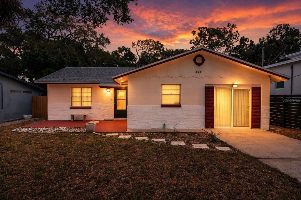 Photo of 805 E 11th Avenue, New Smyrna Beach, FL 32169 (MLS # V4948258)