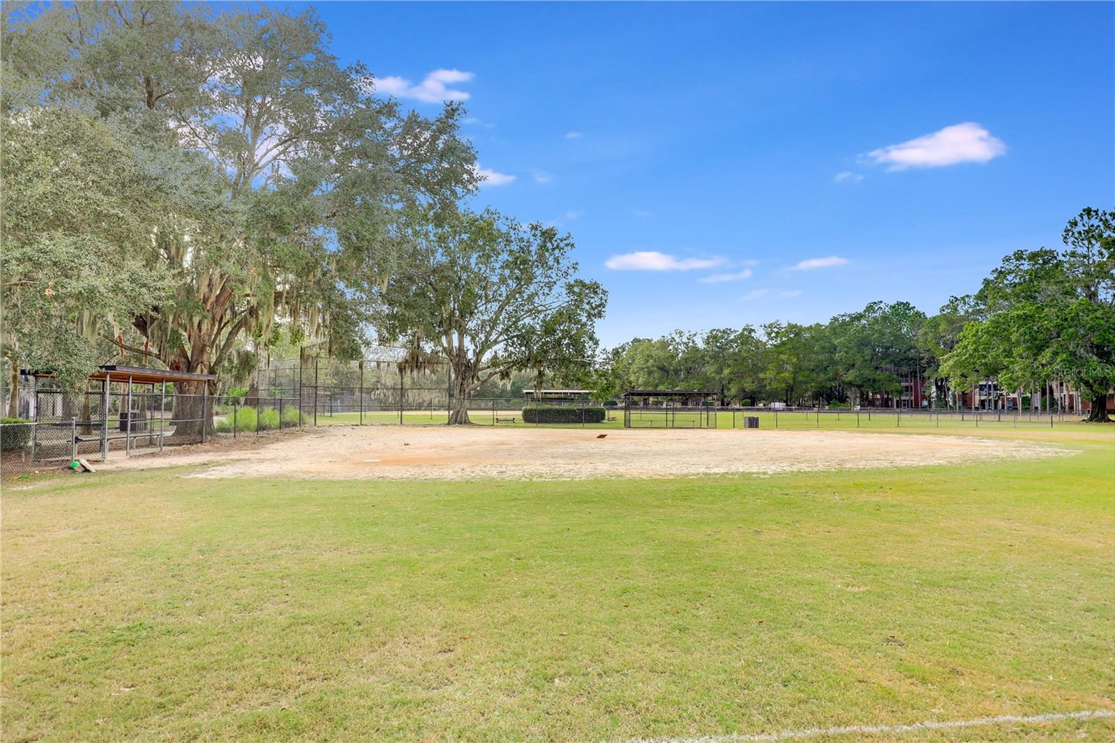 CAMBRIDGE/OAKLEAF PLANTATION - Residential
