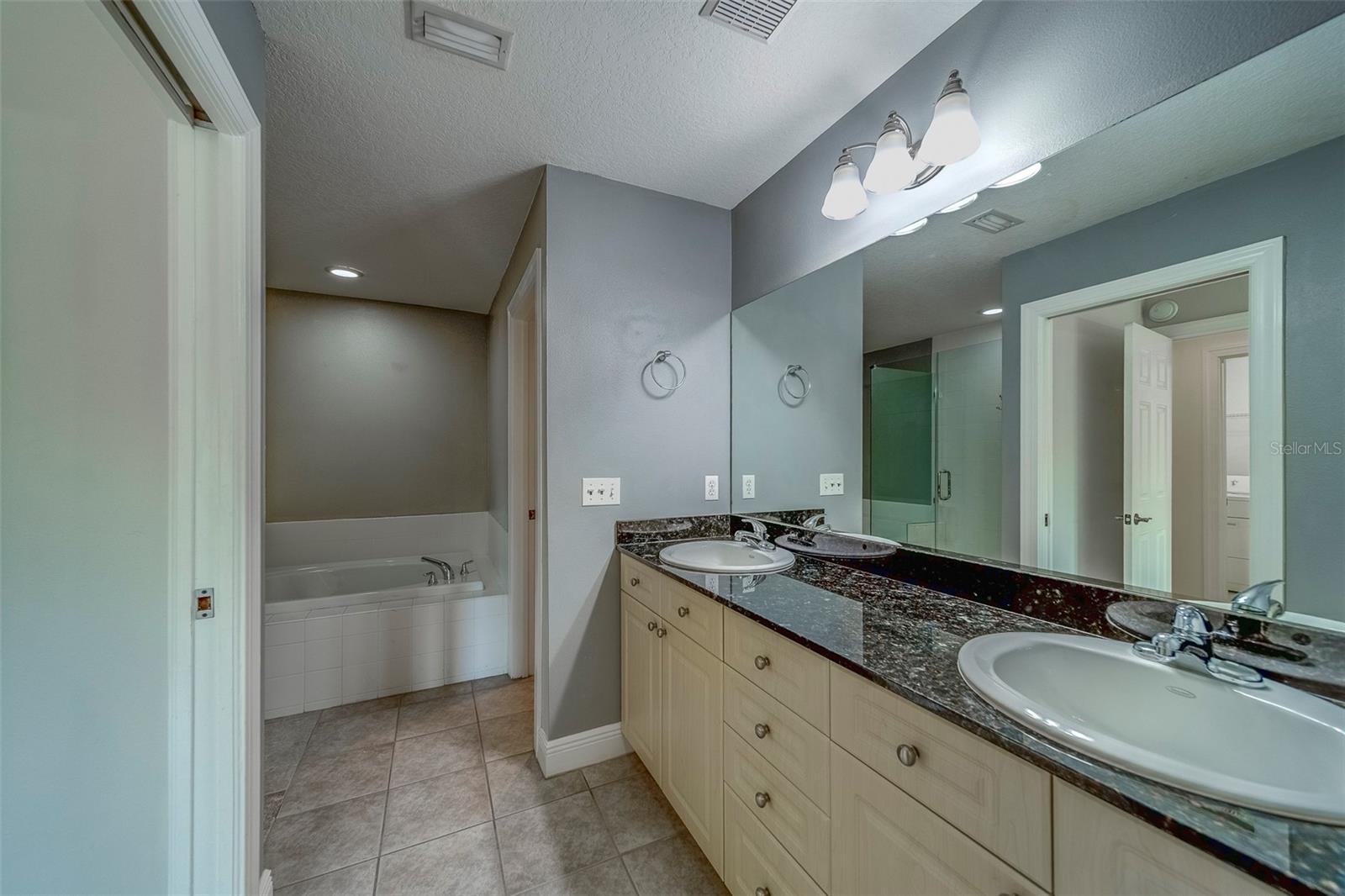 VILLAS OF CARILLON - Residential Lease