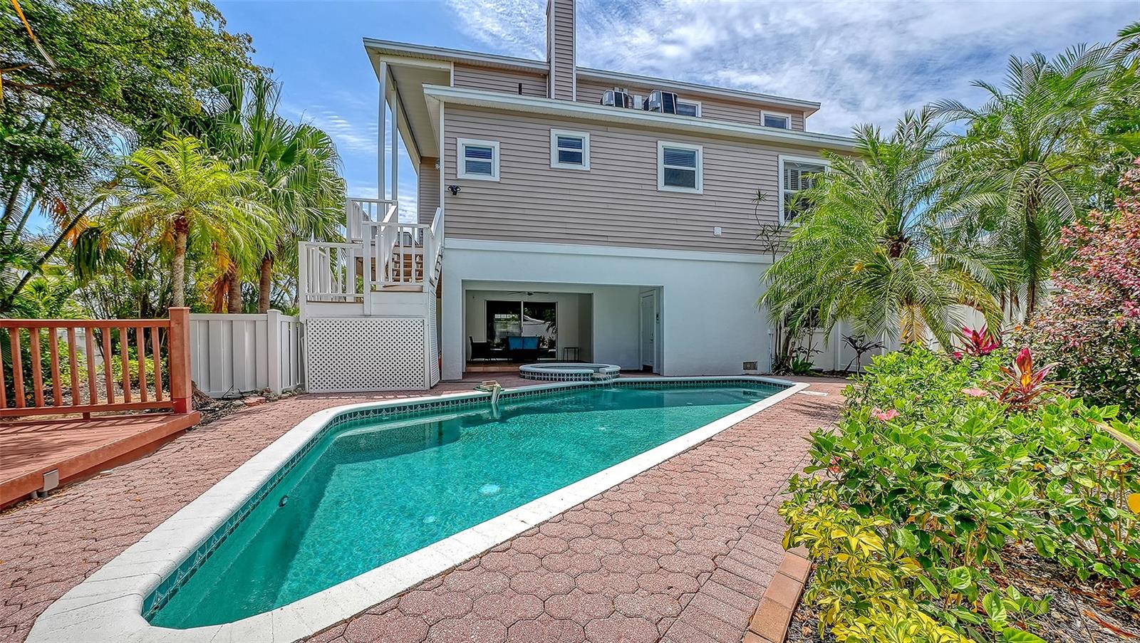 TRITON COVE - Residential