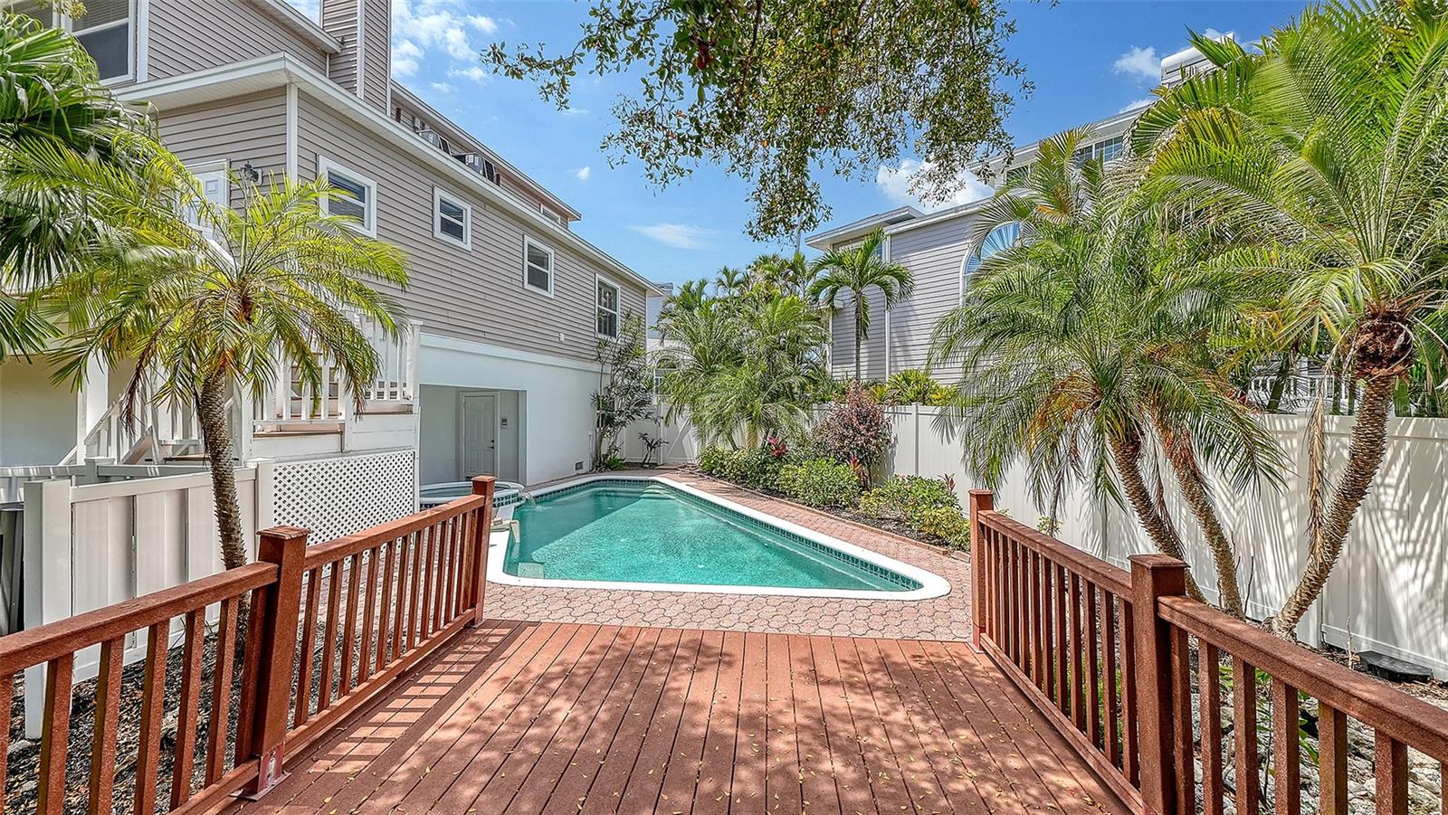TRITON COVE - Residential