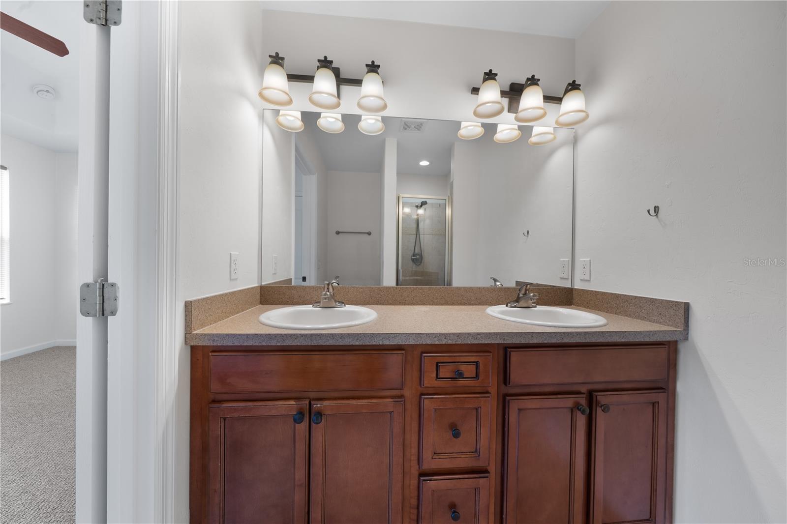 KINGSLAND - Residential