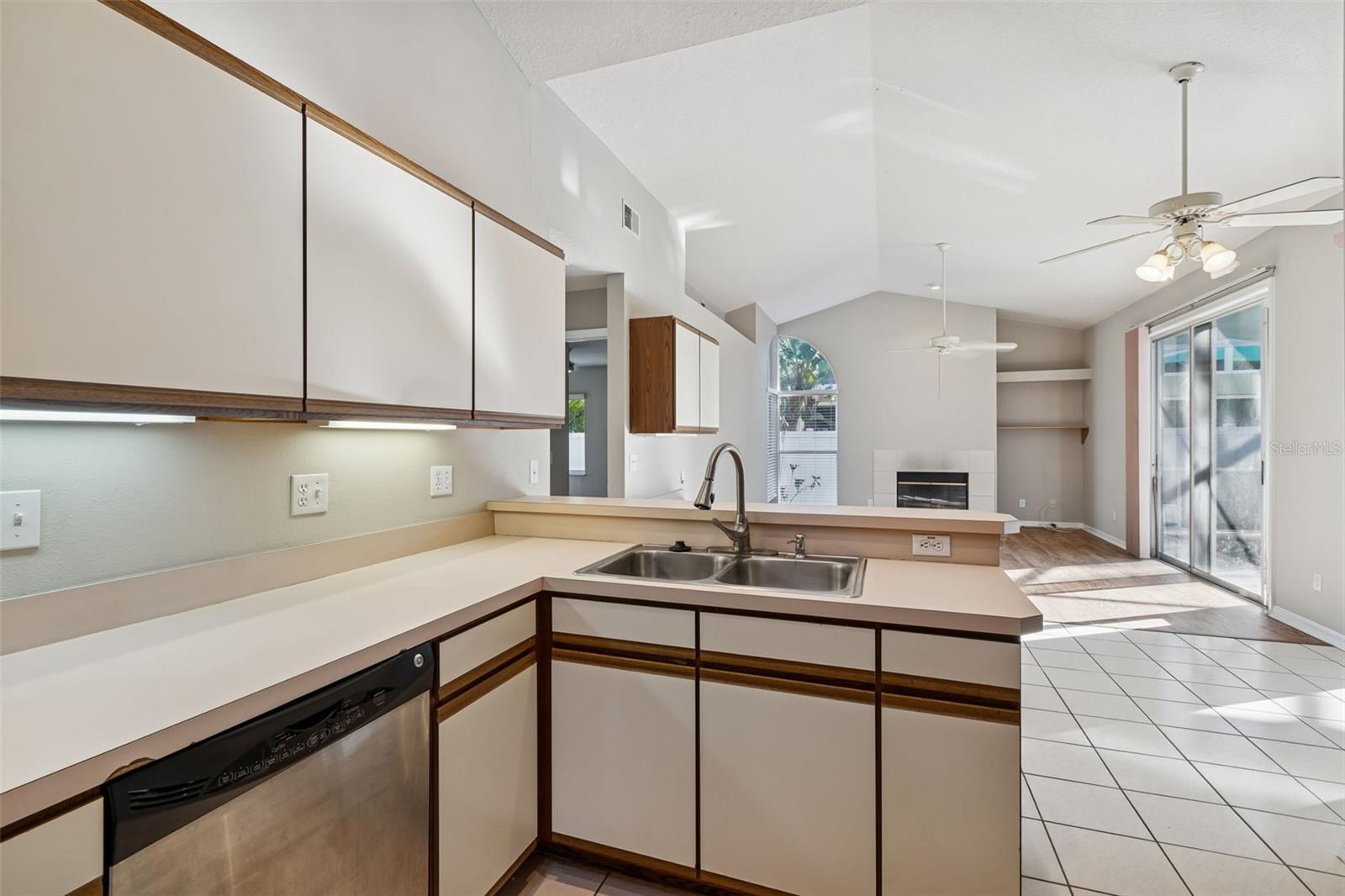 FOREST RIDGE PH ONE - Residential