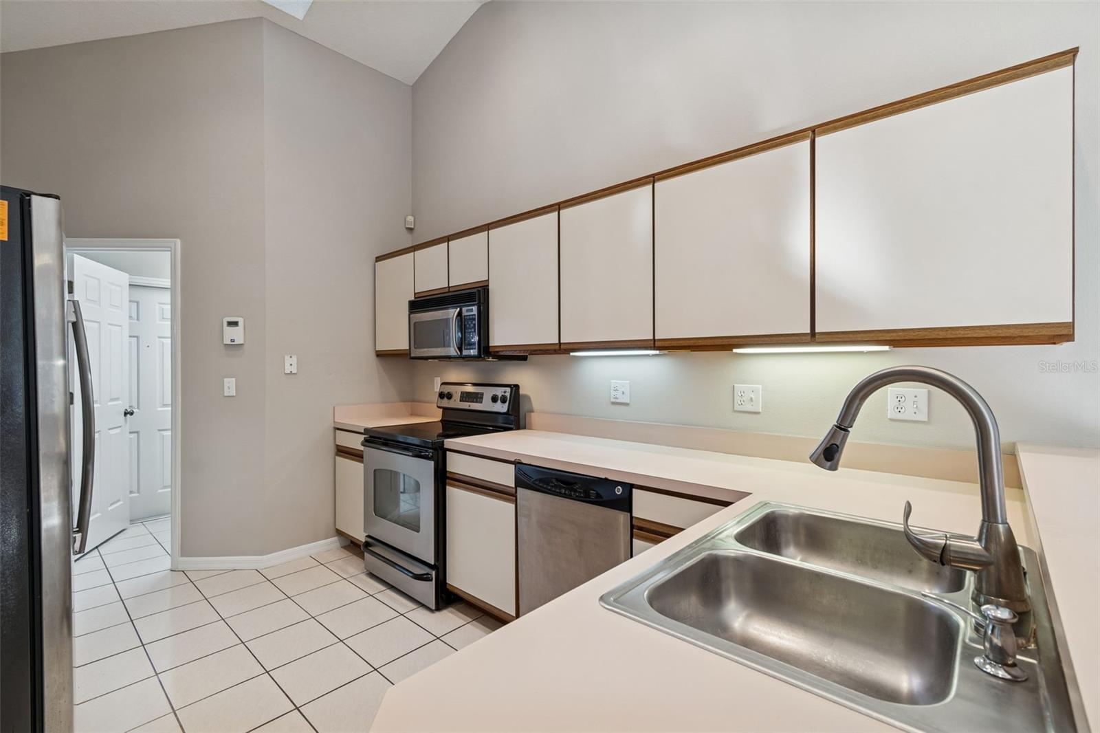 FOREST RIDGE PH ONE - Residential