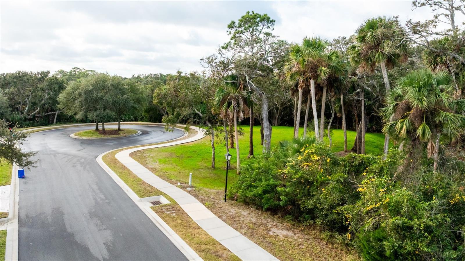 302 S RIVERWALK DRIVE