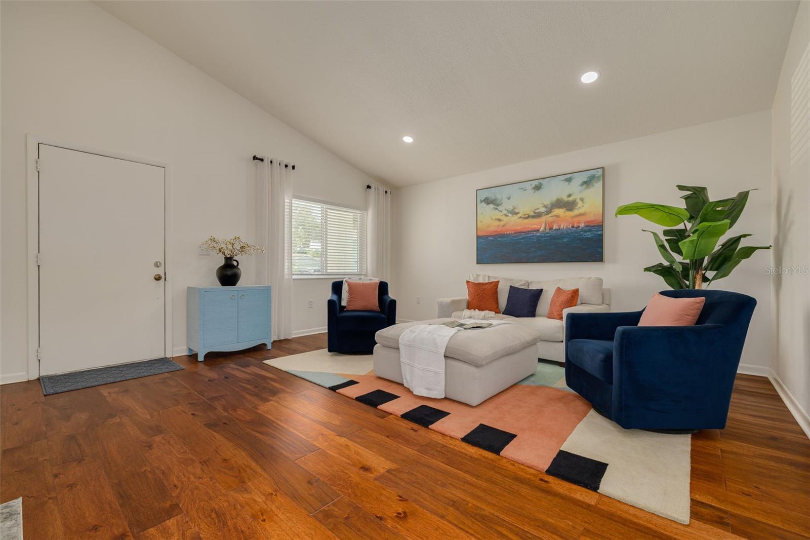 3160 CHAMBLEE LANE