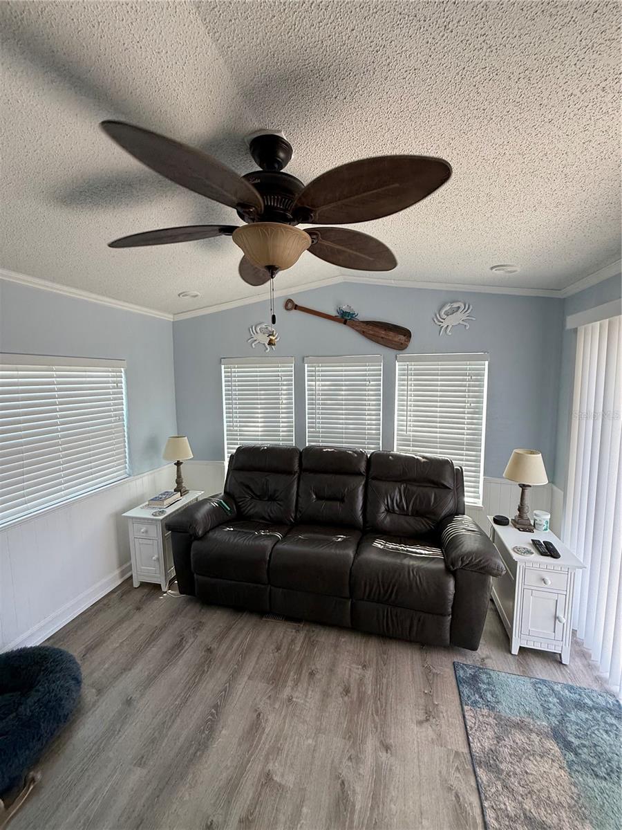 1475 FLAMINGO DRIVE 328