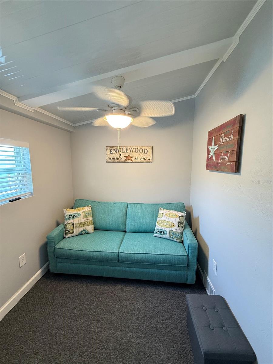 HOLIDAY TRAVEL PARK ENGLEWOOD - Residential