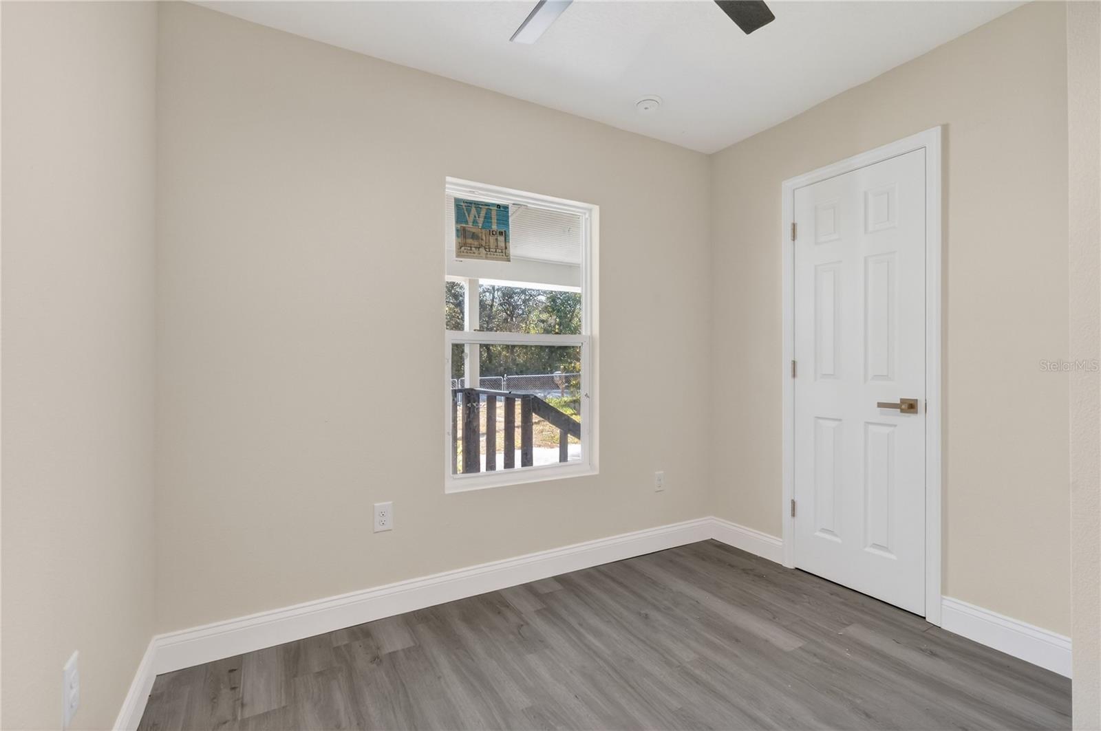 PINE LAKES SOUTH - Residential