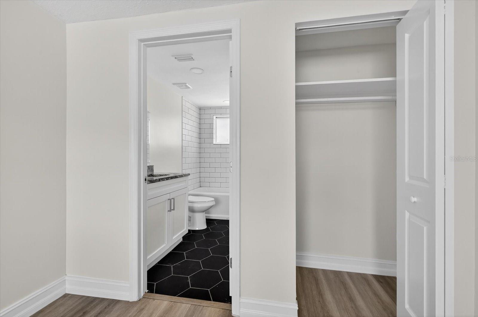 FOREST HILLS - Residential Lease