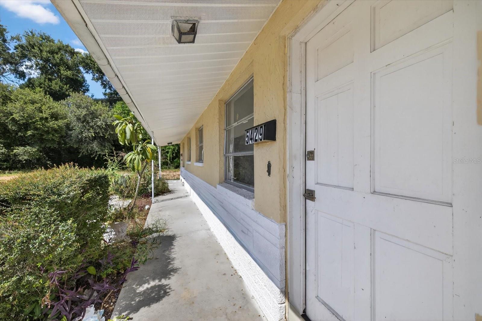 FOREST HILLS - Residential Lease