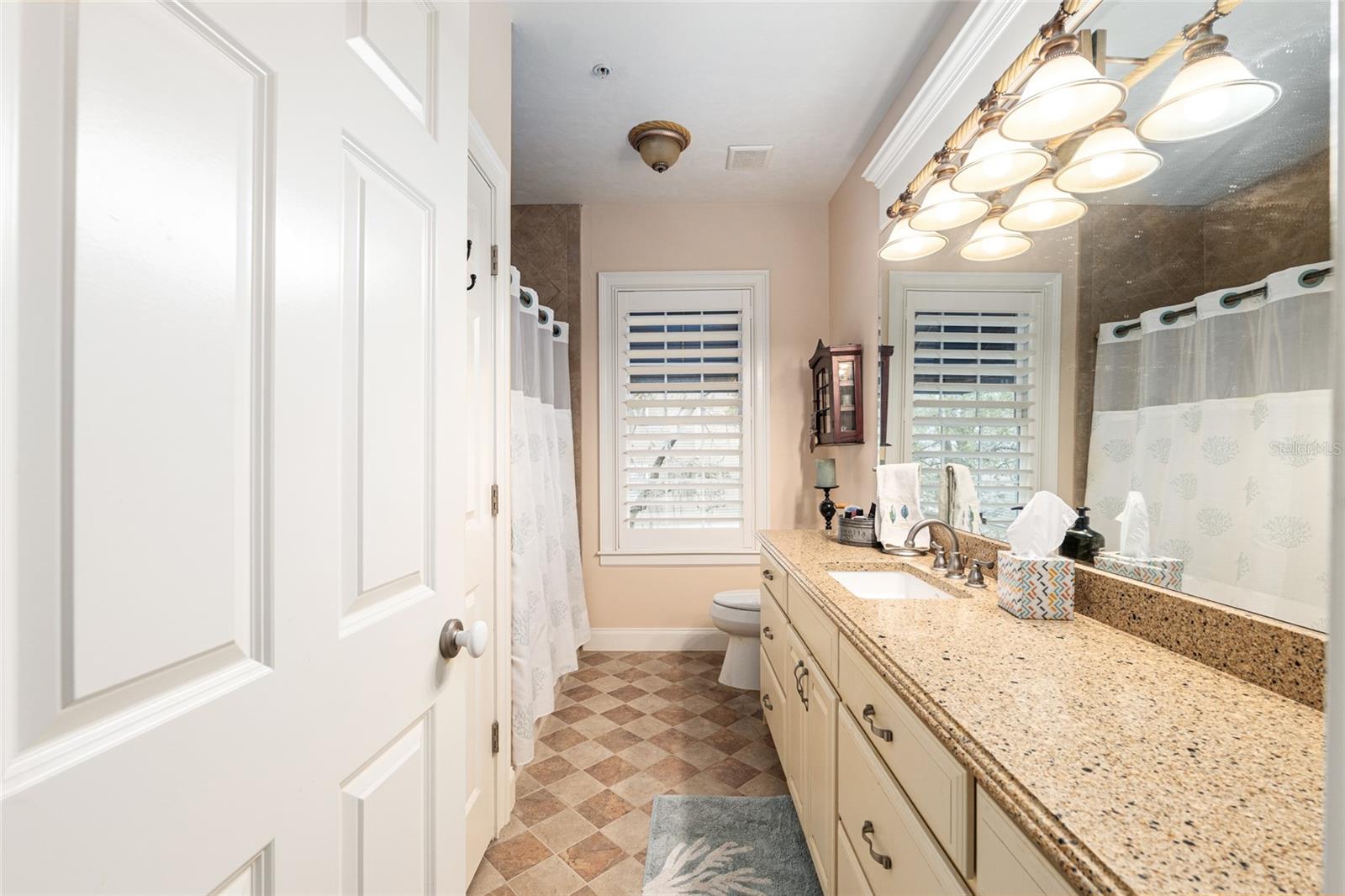 HAILE PLANTATION VILLAGE CENTER - Residential