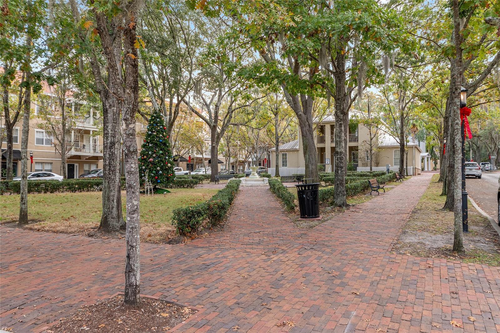 HAILE PLANTATION VILLAGE CENTER - Residential