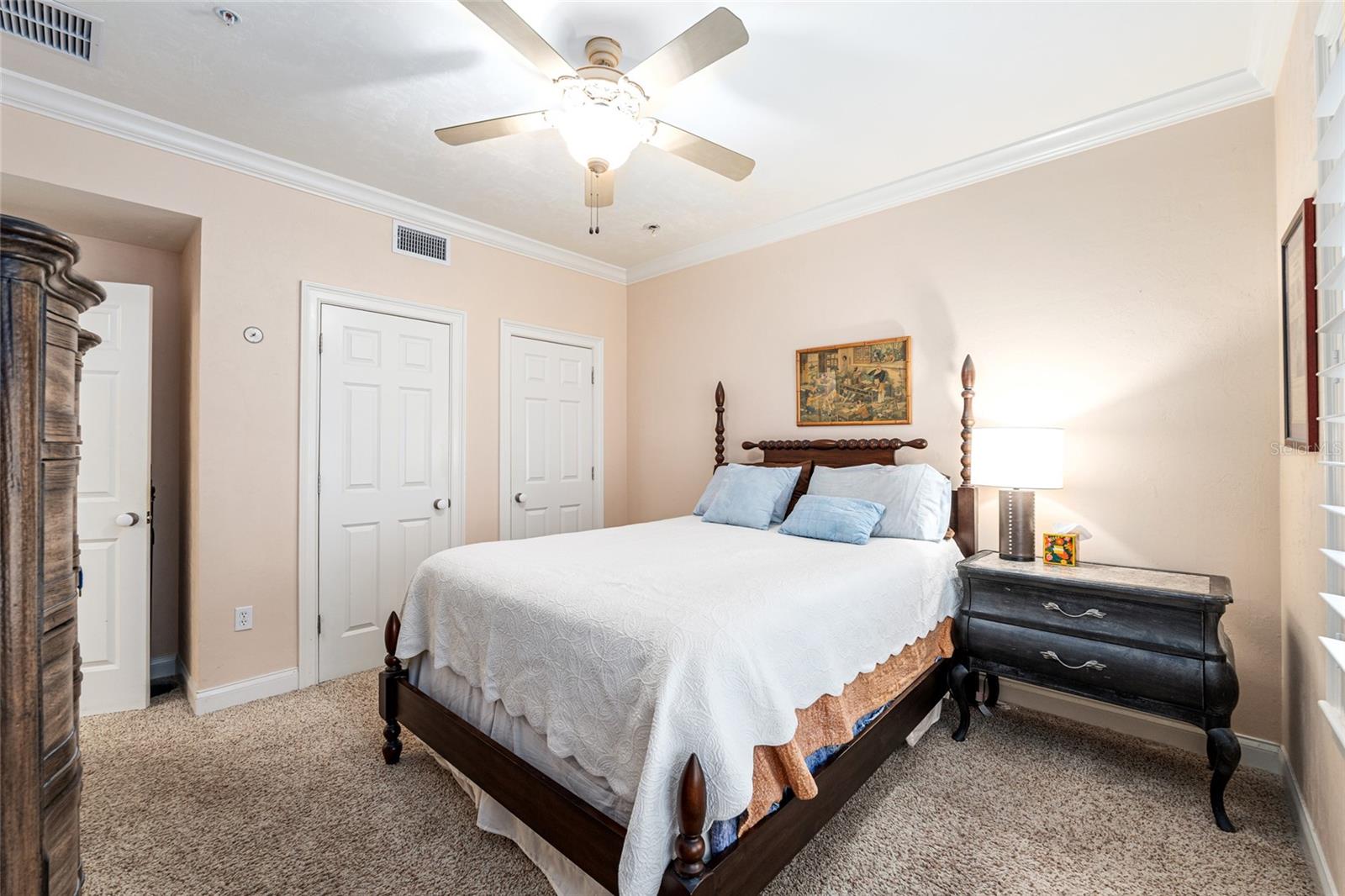 HAILE PLANTATION VILLAGE CENTER - Residential