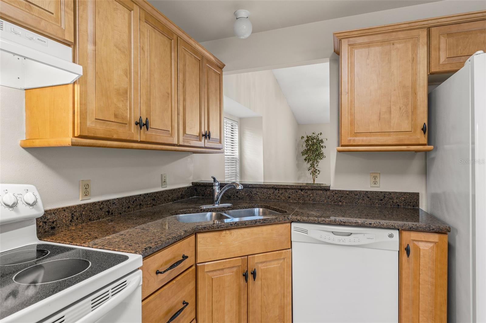 FAIRCREST I CONDO - Residential