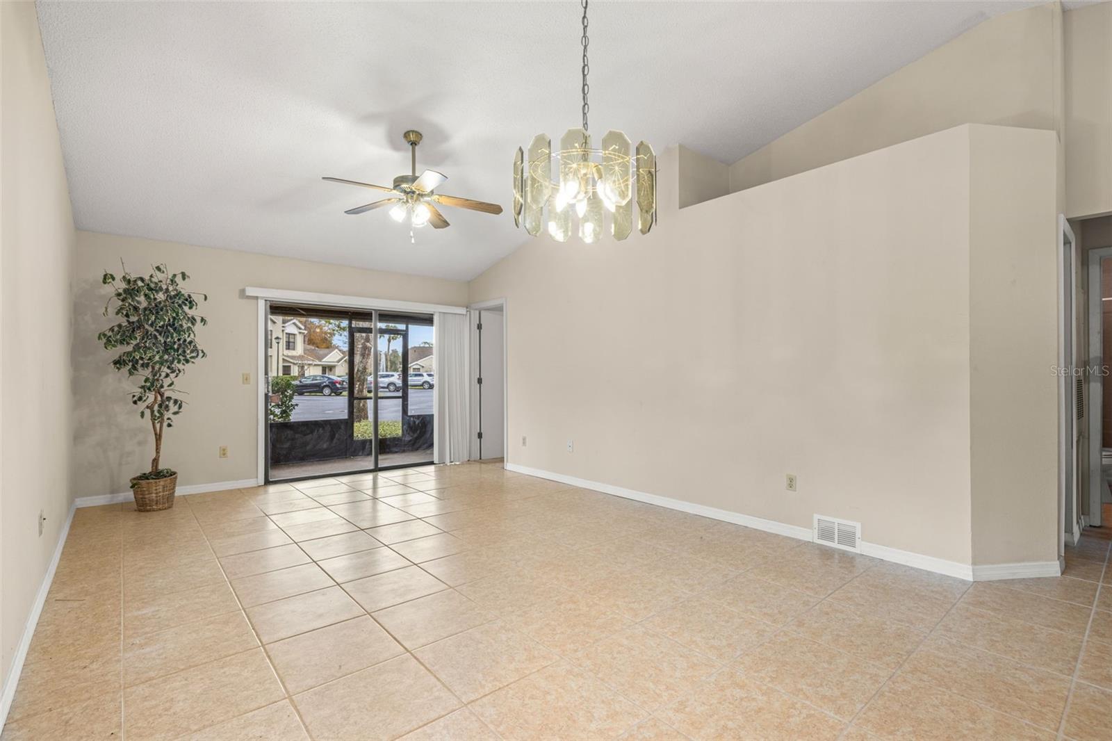 FAIRCREST I CONDO - Residential