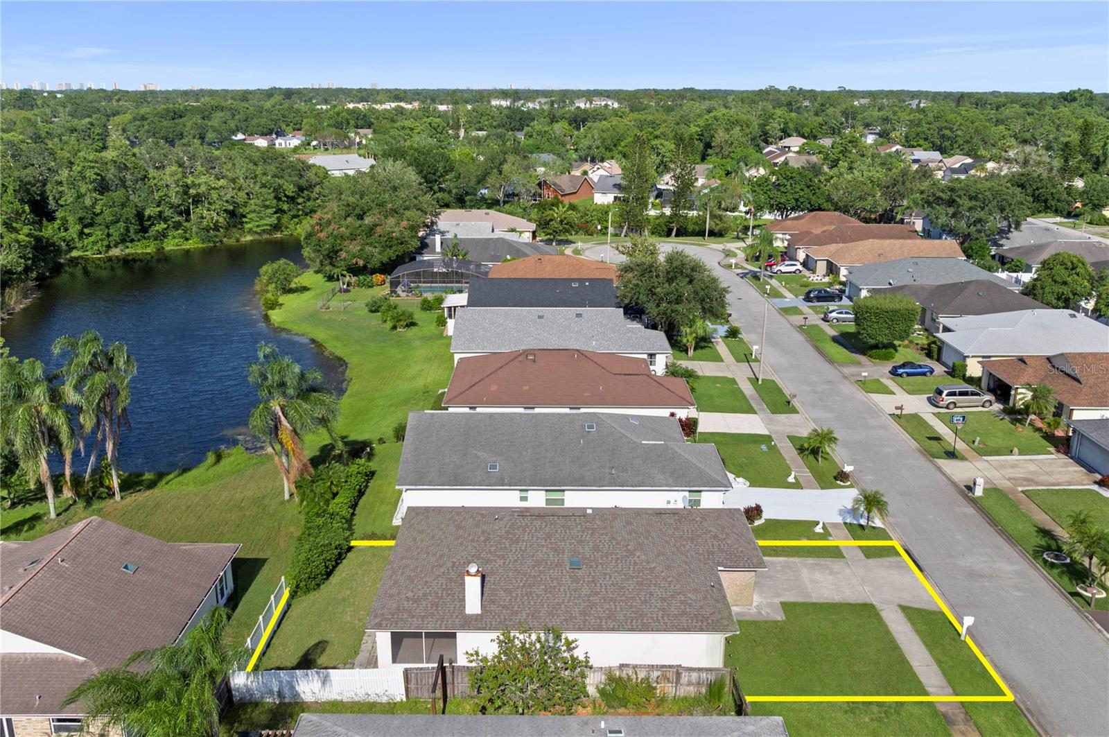 1467 BAY GROVE DRIVE