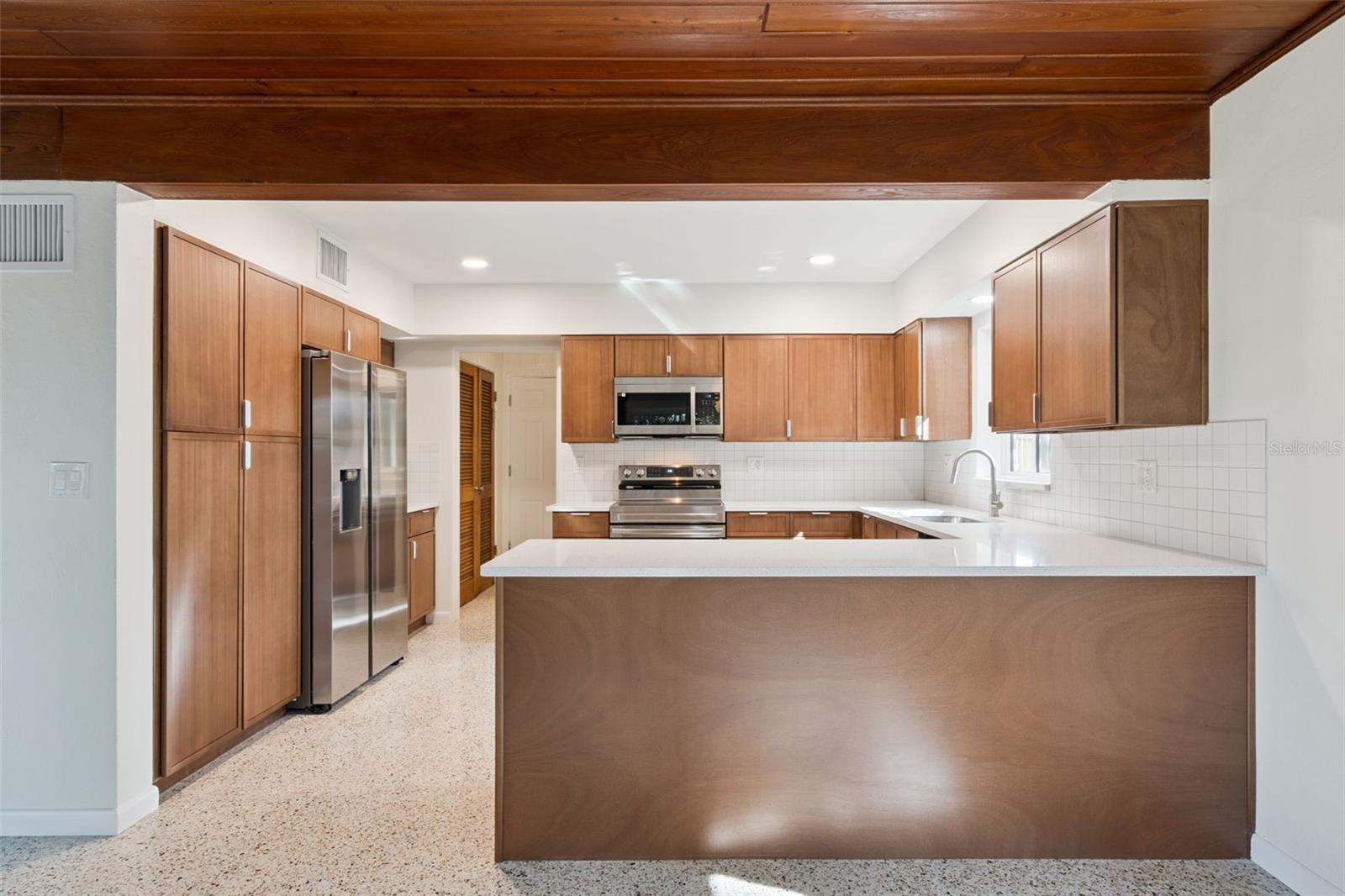 LAKE EULALIA HEIGHTS - Residential