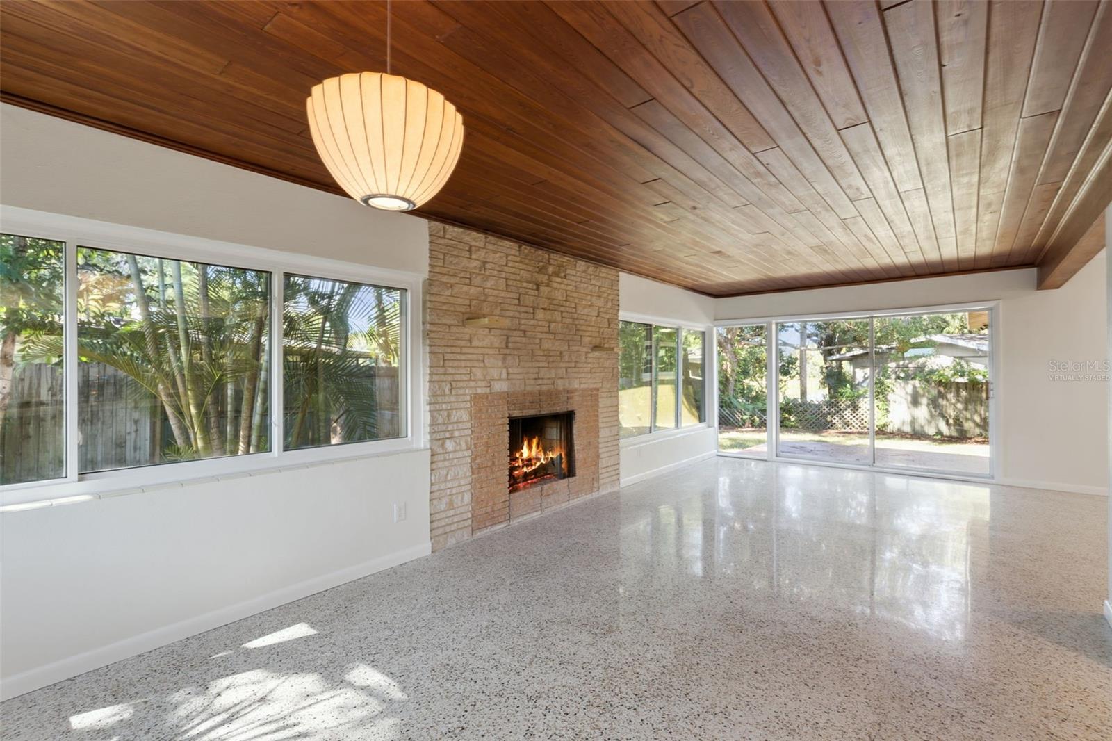 LAKE EULALIA HEIGHTS - Residential