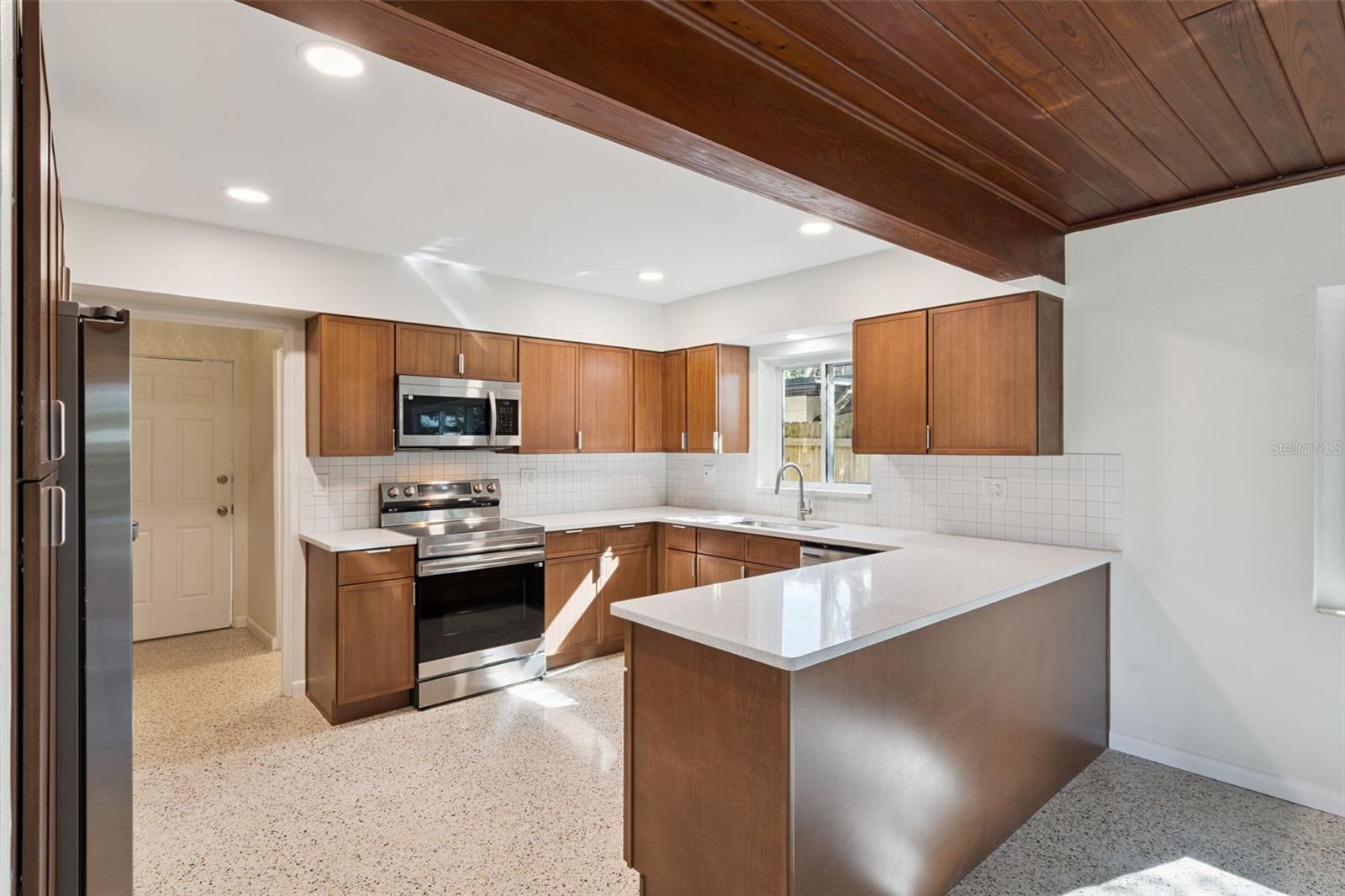 LAKE EULALIA HEIGHTS - Residential