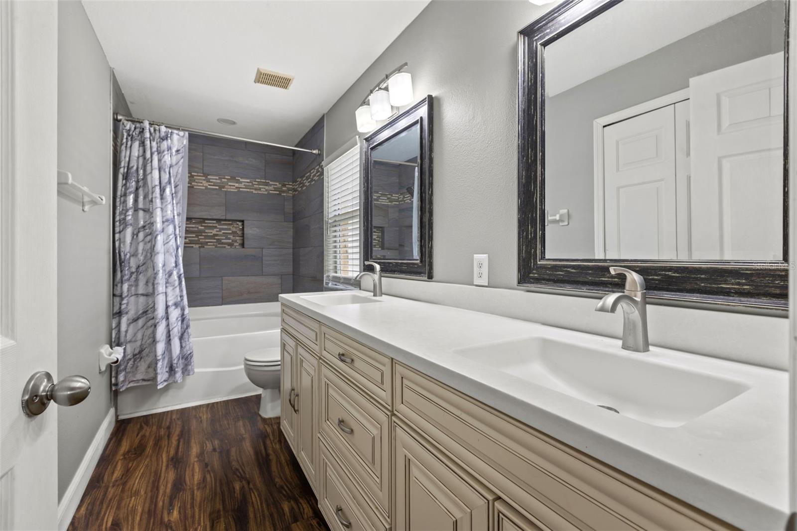 MEADOWBROOKE AT SUMMERFIELD UN - Residential Lease