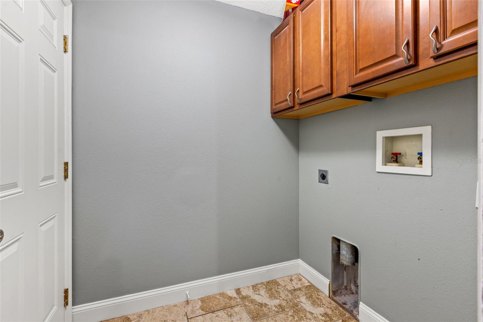 MEADOWBROOKE AT SUMMERFIELD UN - Residential Lease