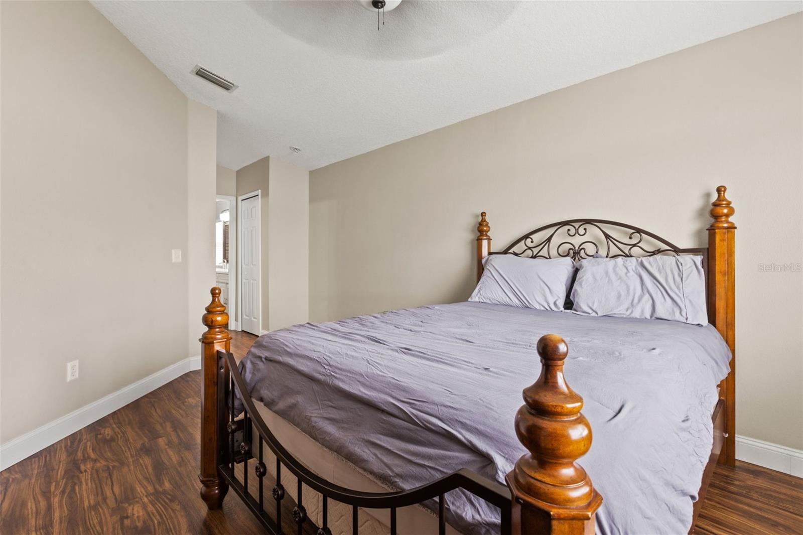 MEADOWBROOKE AT SUMMERFIELD UN - Residential Lease