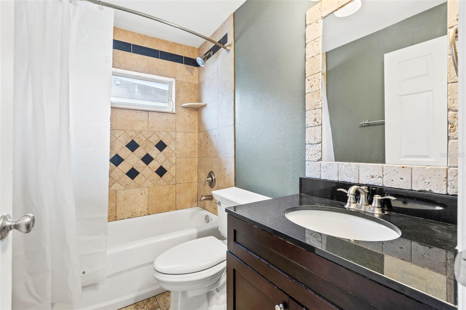 MEADOWBROOKE AT SUMMERFIELD UN - Residential Lease