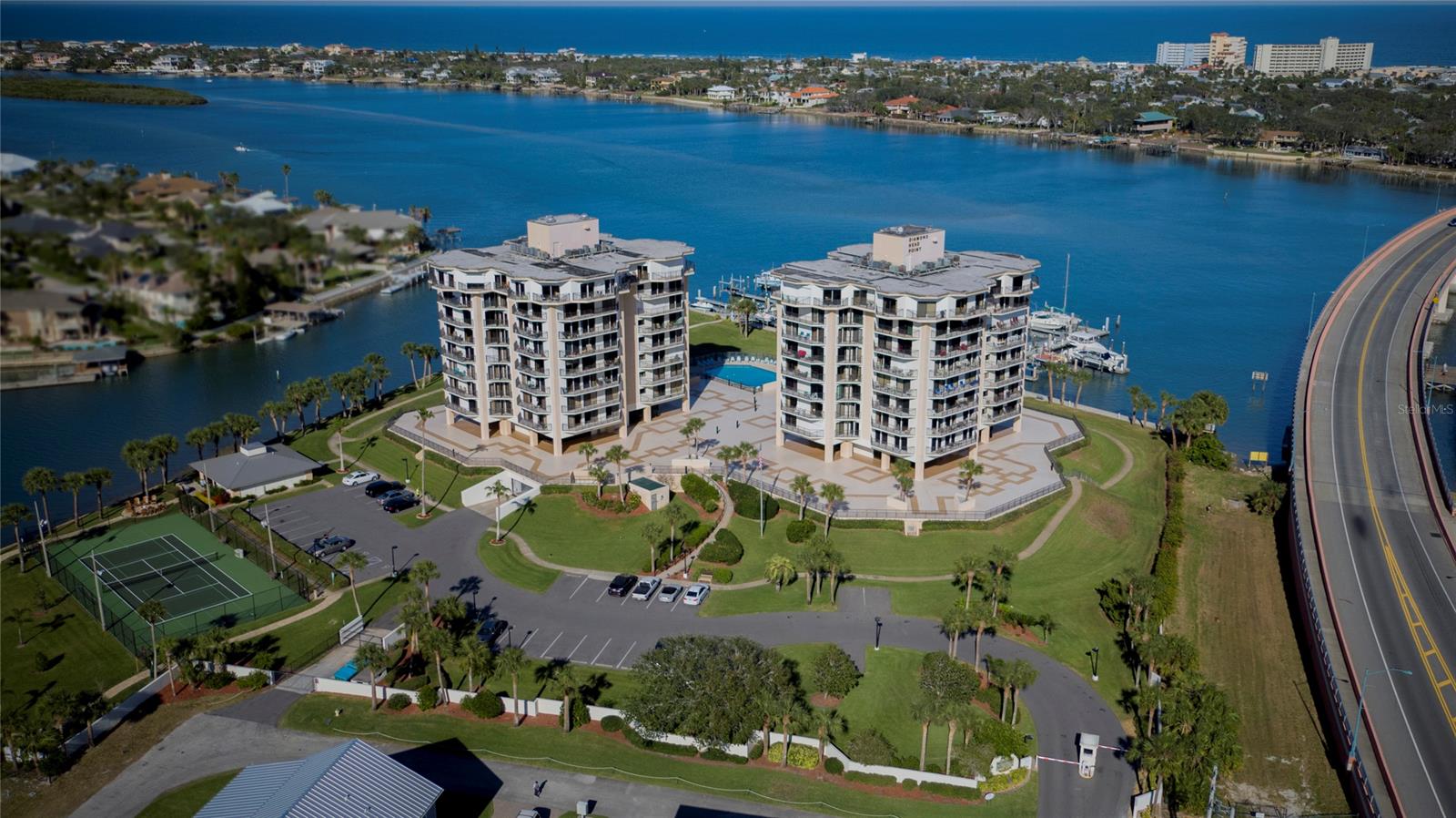 Diamond Head Point Condo - Residential