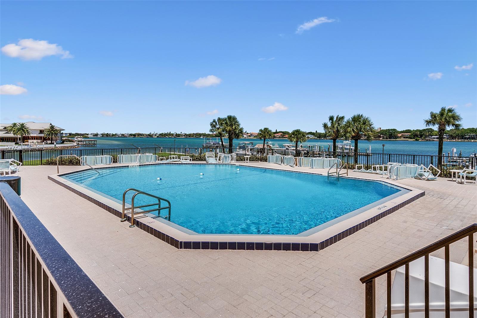 Diamond Head Point Condo - Residential