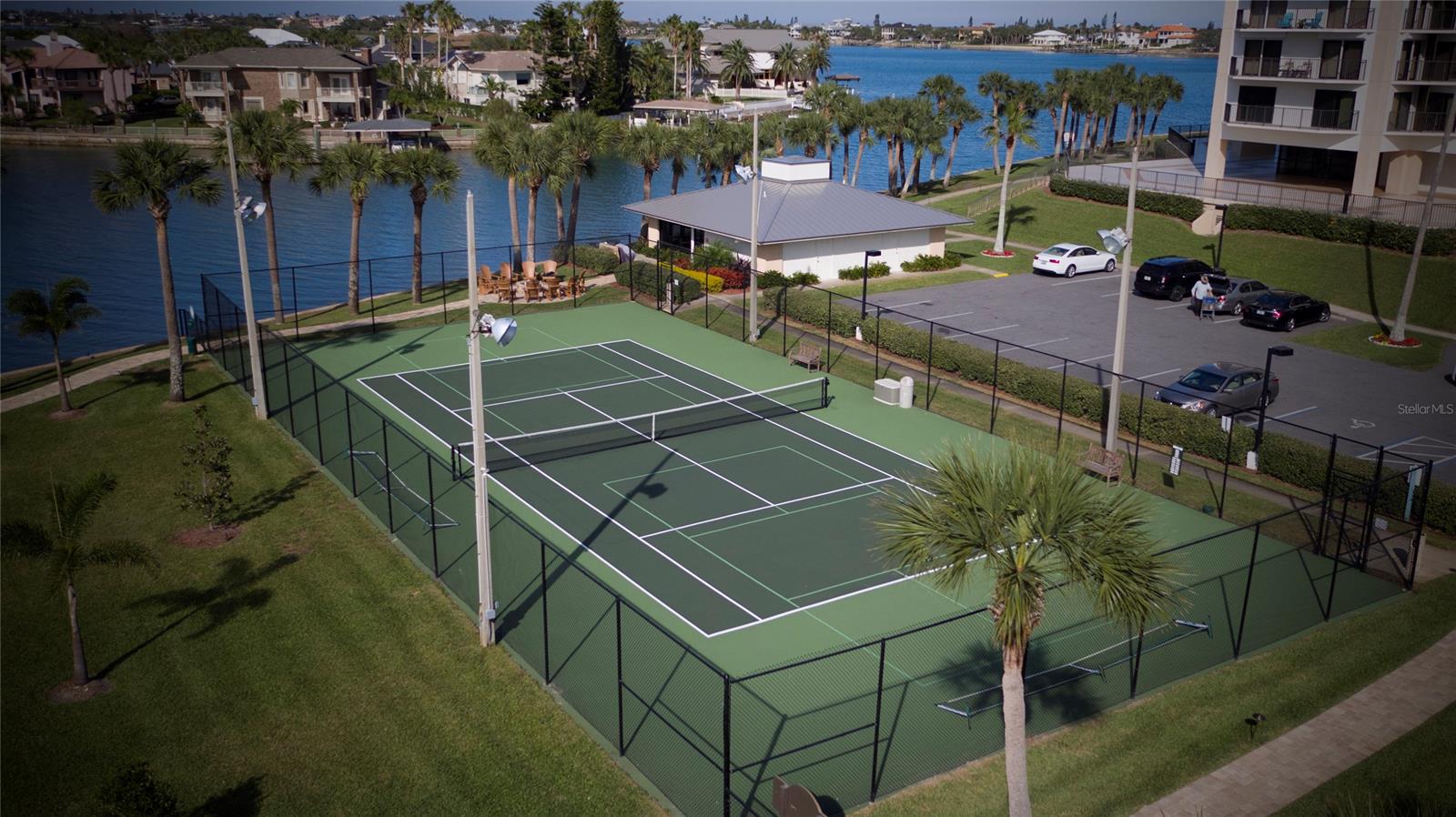 Diamond Head Point Condo - Residential