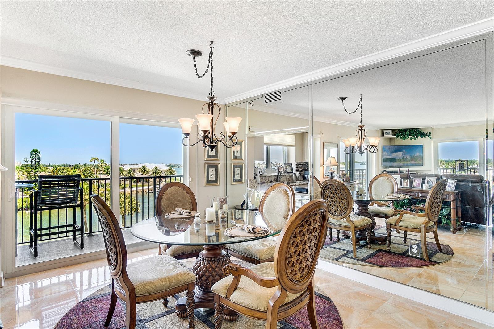 Diamond Head Point Condo - Residential