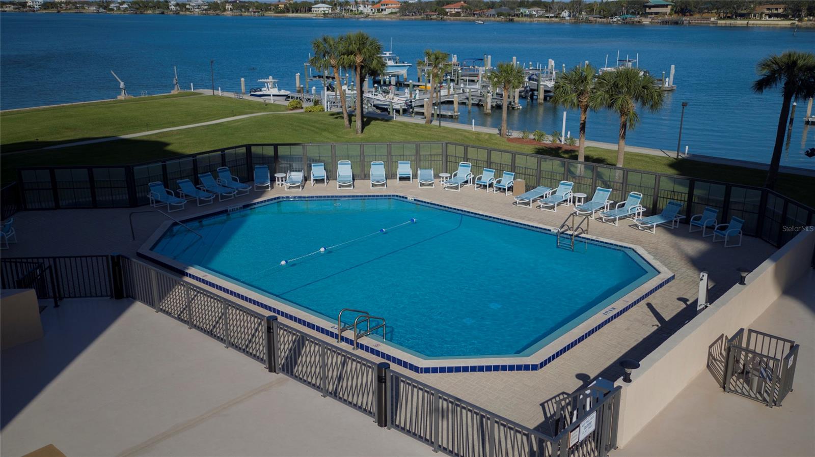 Diamond Head Point Condo - Residential