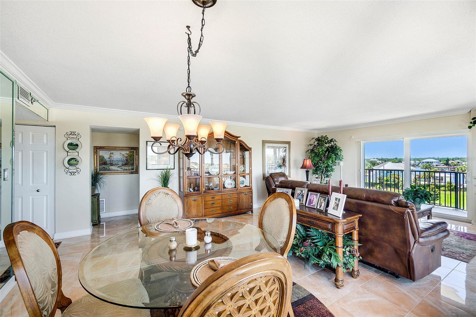 Diamond Head Point Condo - Residential