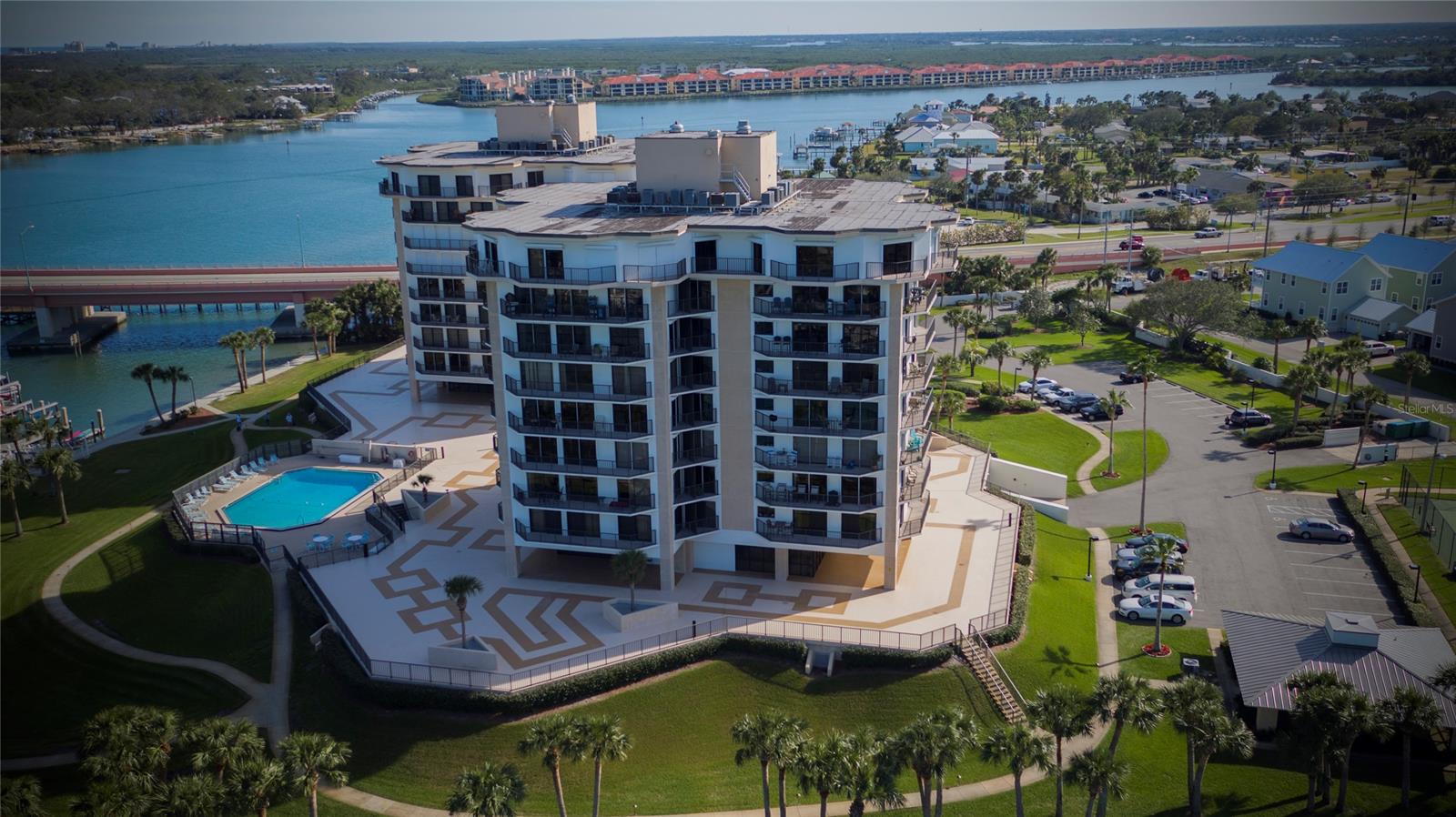 Diamond Head Point Condo - Residential