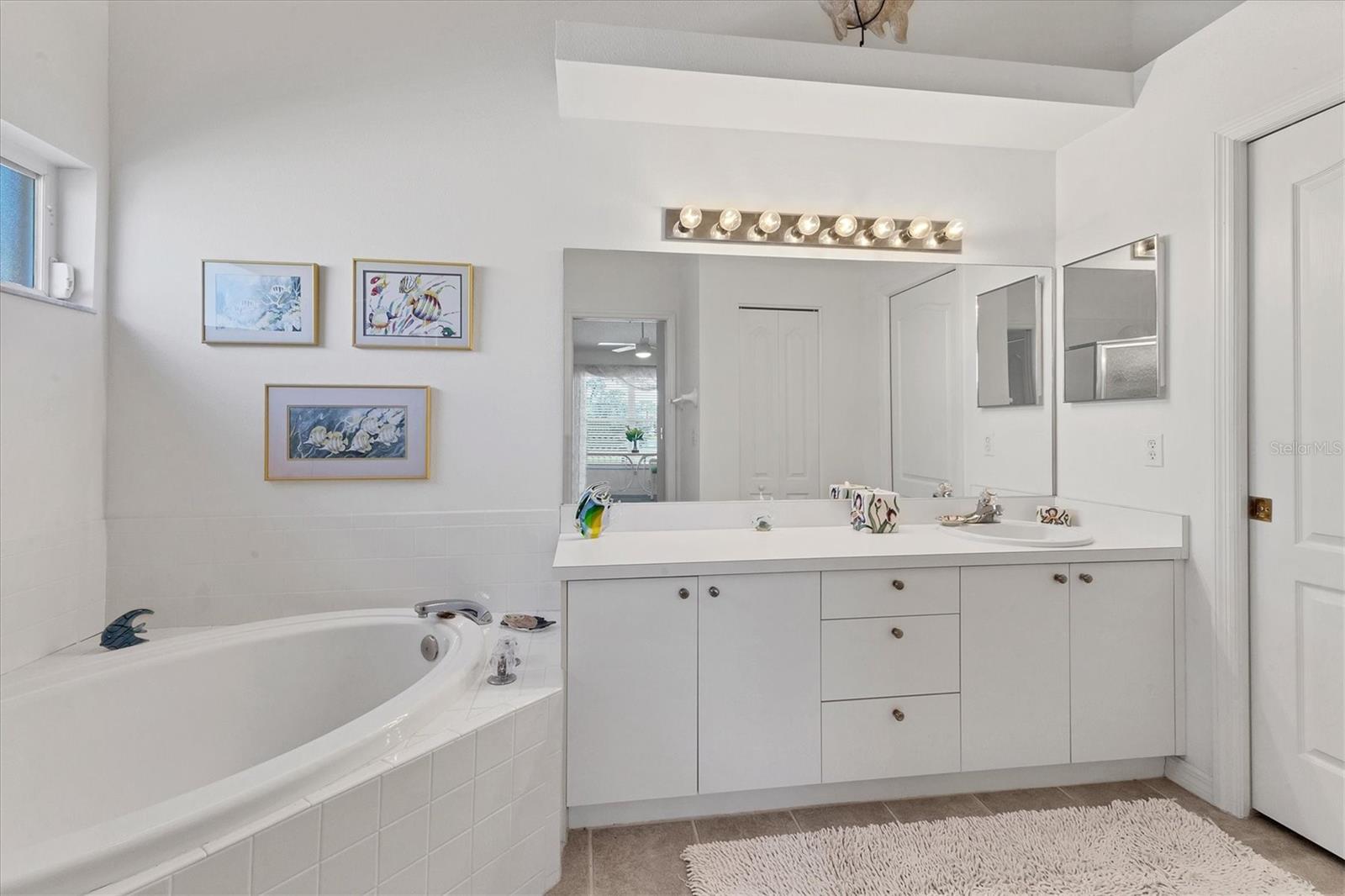 VERANDA 4 AT HERITAGE OAKS - Residential