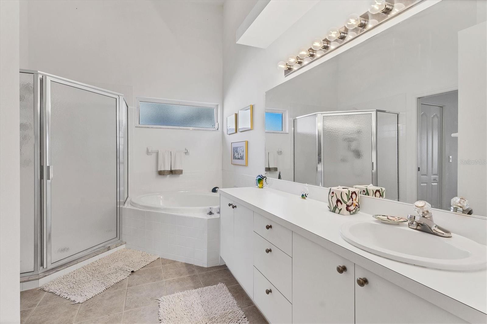 VERANDA 4 AT HERITAGE OAKS - Residential