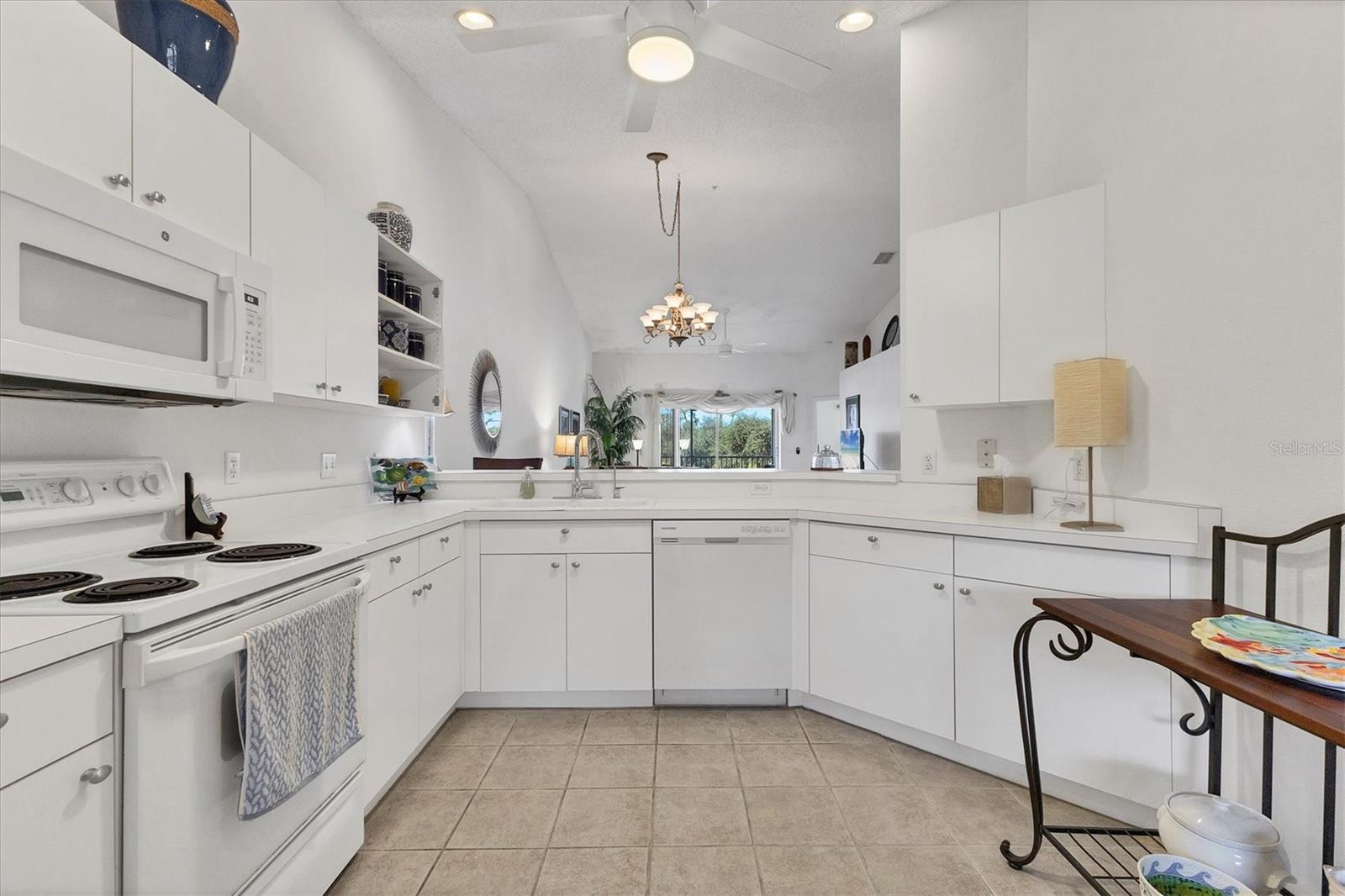 VERANDA 4 AT HERITAGE OAKS - Residential