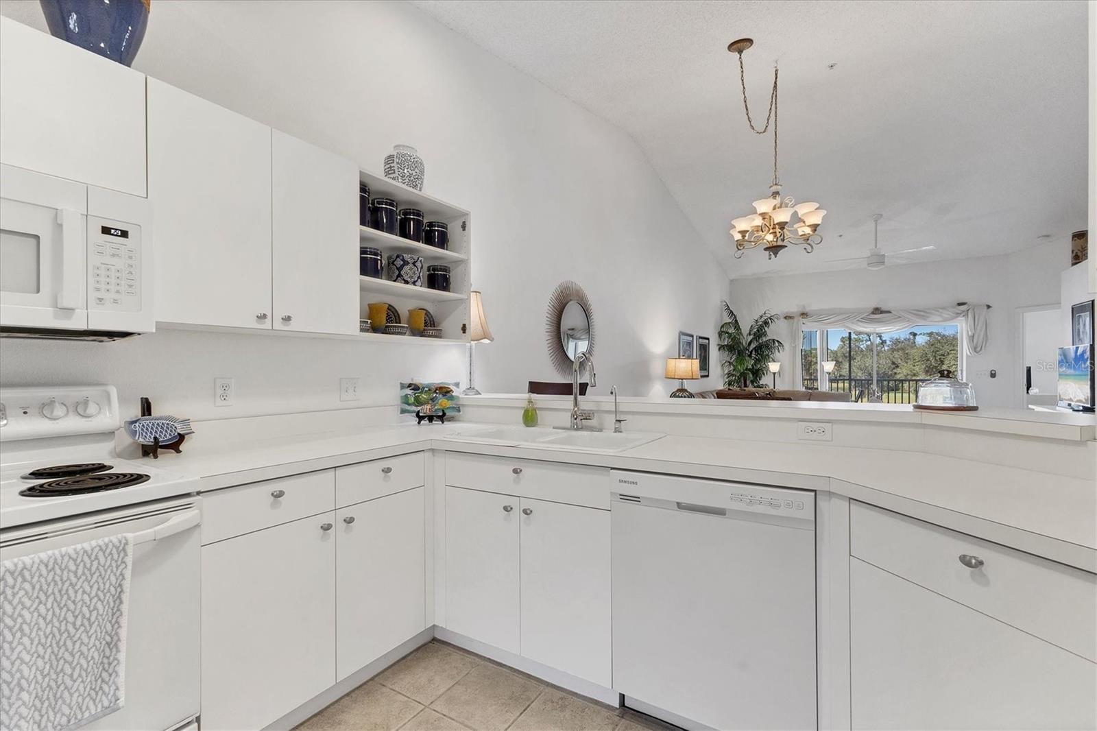 VERANDA 4 AT HERITAGE OAKS - Residential