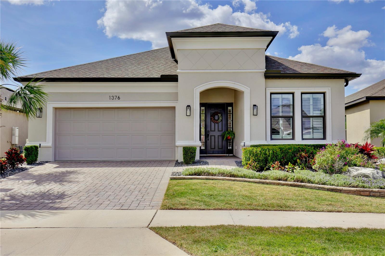 1376 ZEEK RIDGE STREET
