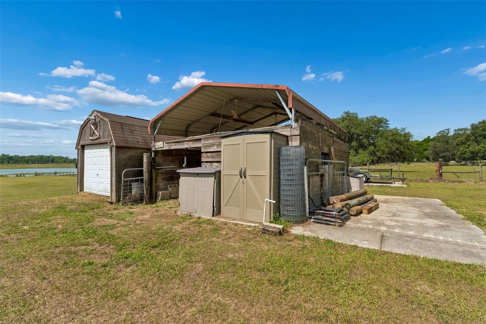 ALLENS SMALL FARMS - Residential