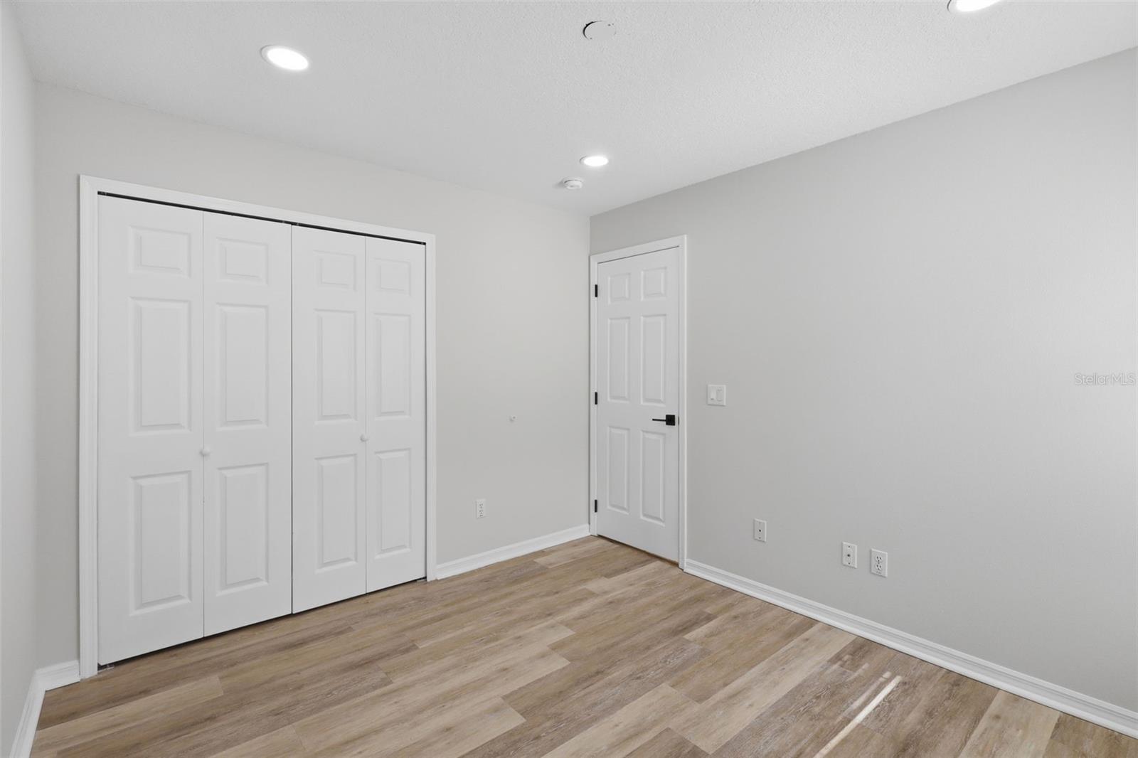 DANIELS CROSSING - Residential