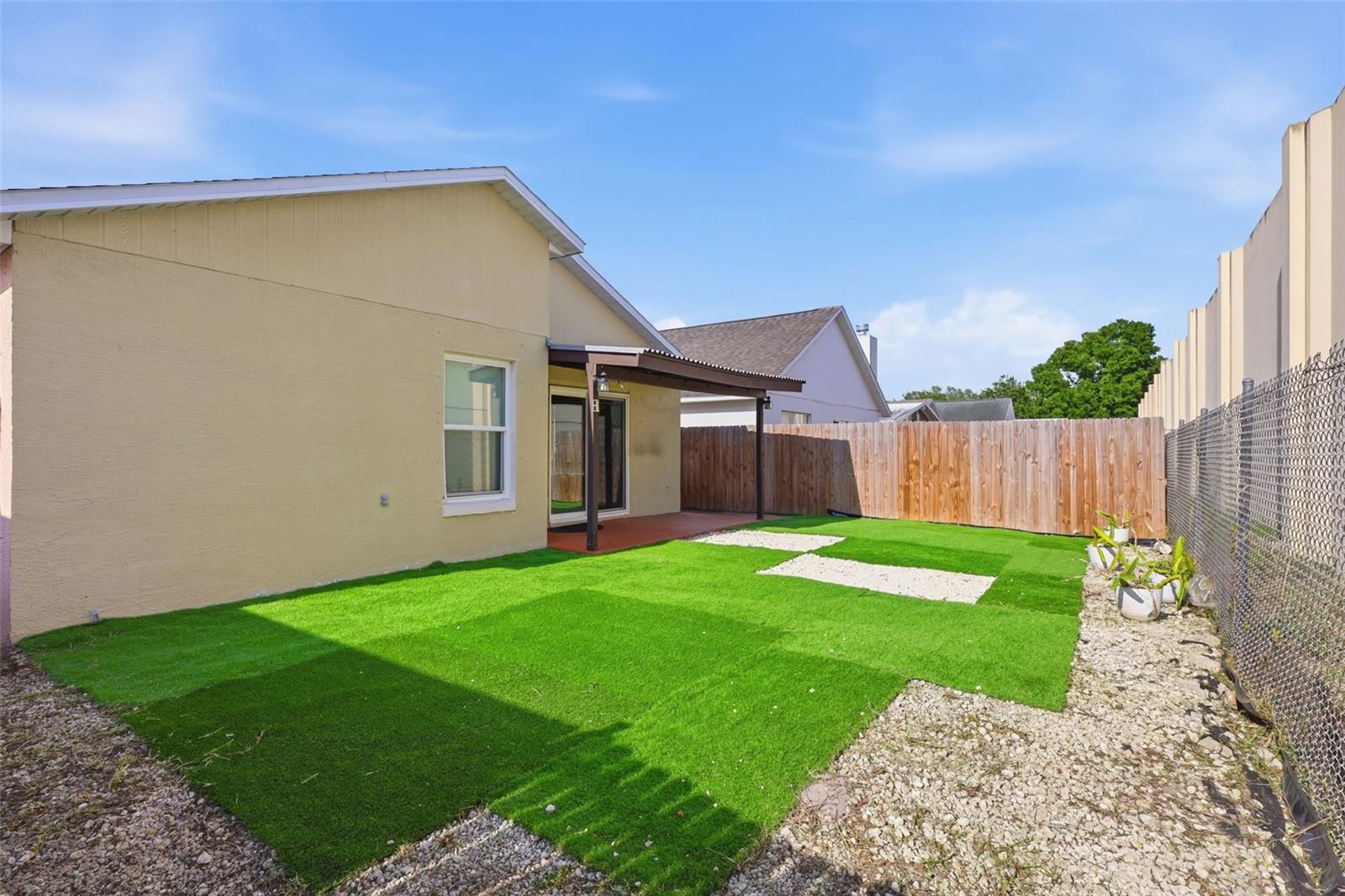 DANIELS CROSSING - Residential