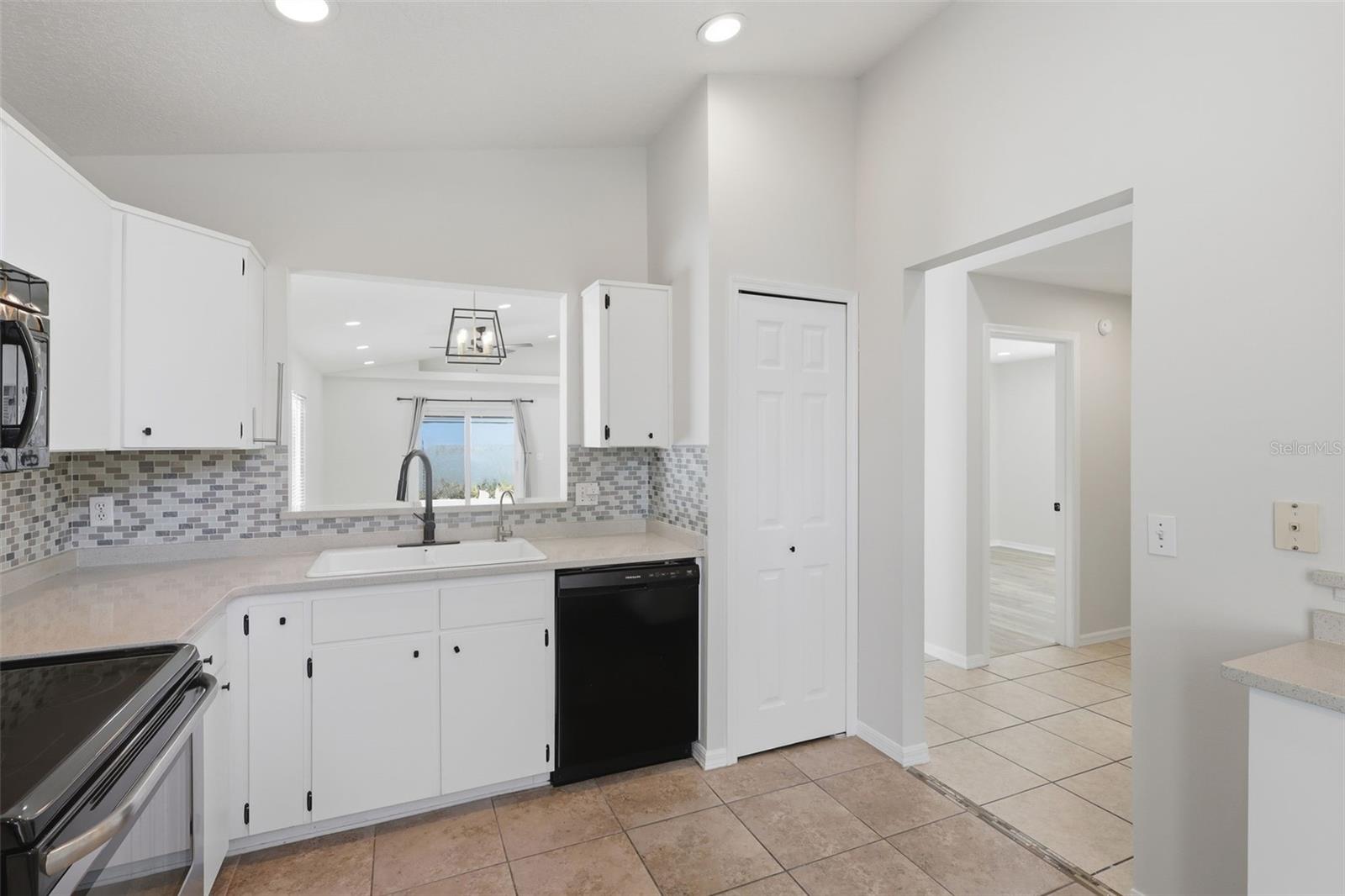 DANIELS CROSSING - Residential
